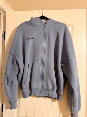 Comfrt Unisex Zip-Up Hoodie. Size XS (runs big)